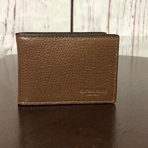 Coach Comapct Bifold Brown Leather Wallet NWT